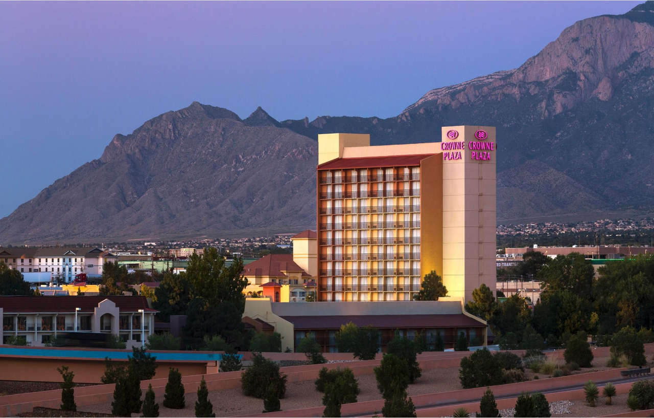 Albuquerque Crowne Plaza, An Ihg Hotel Exterior photo